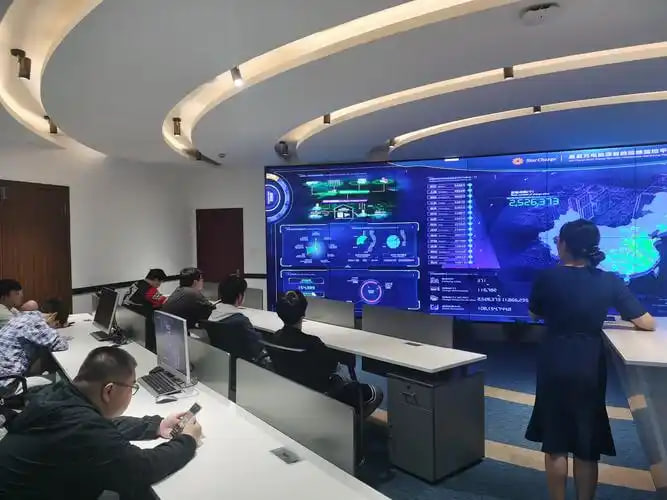 数字平台行业进入深度整合期，技术能力与合规水平成核心竞争要素